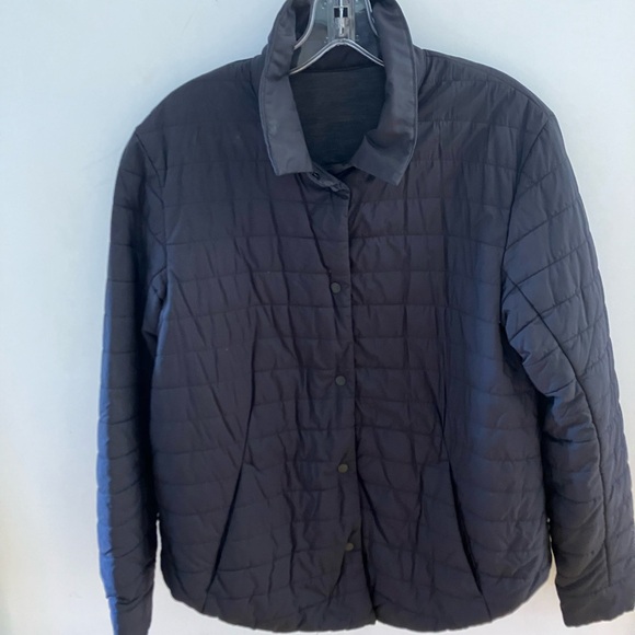 SOLD-Lululemon quilted jacket - Picture 4 of 4